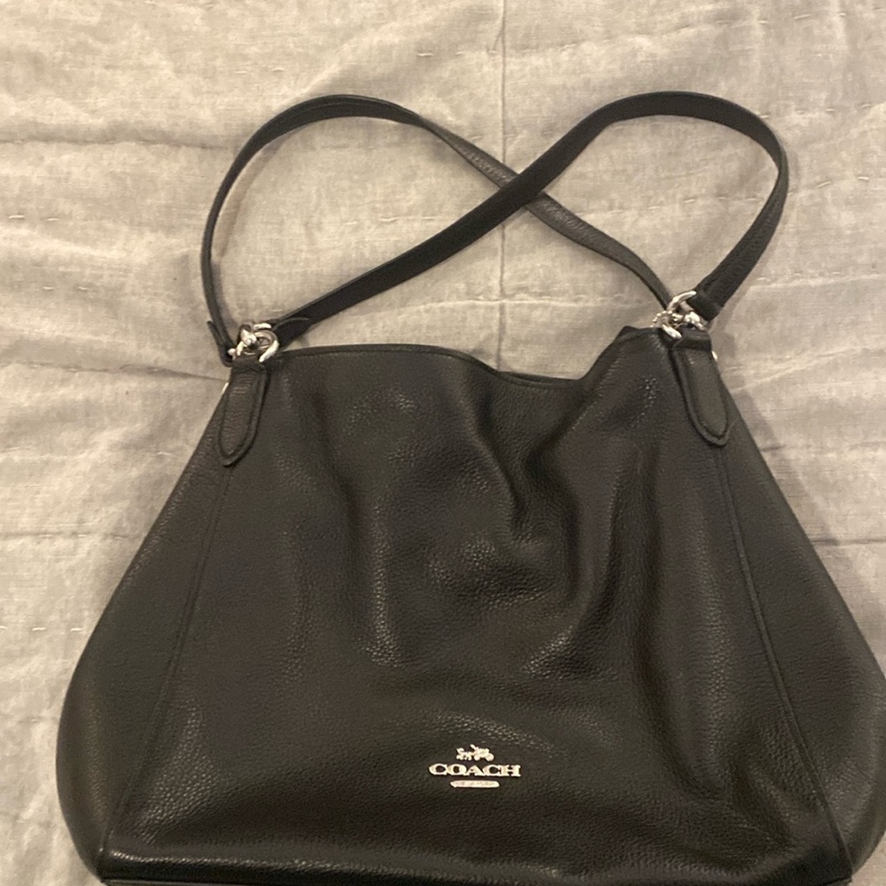 Like New Coach Black Pebbled Leather Shoulder Purse